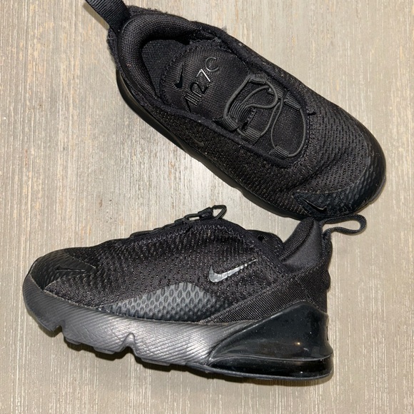 9c Nike gym shoes. - Picture 1 of 1
